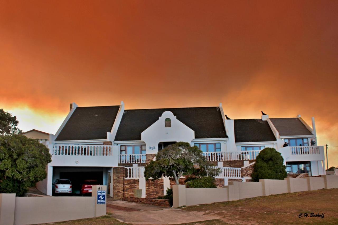 גנסבאי Walkerbay Accommodation מראה חיצוני תמונה