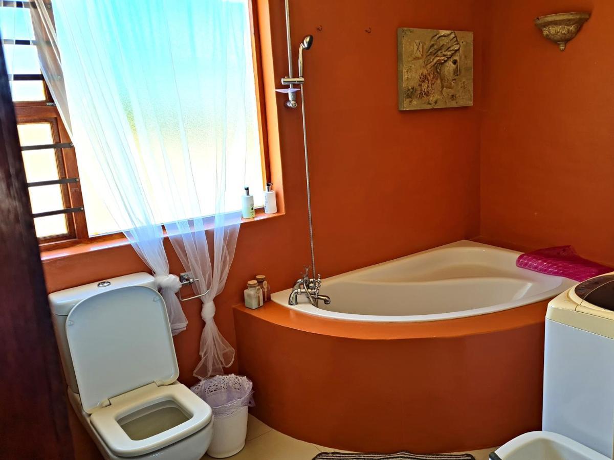 גנסבאי Walkerbay Accommodation מראה חיצוני תמונה