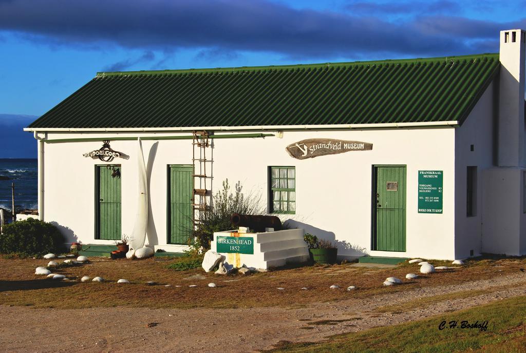 גנסבאי Walkerbay Accommodation מראה חיצוני תמונה